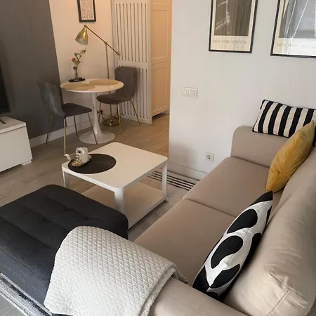 Boutique Apartment *